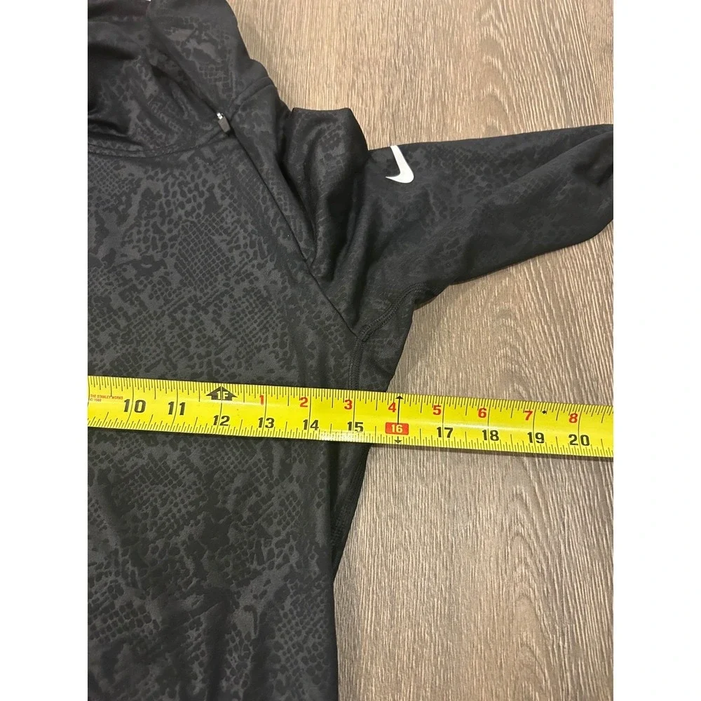 Nike Pro Dri-FIT Womens Black Snakeskin Print Side Zip Funnel Neck Top Medium‎